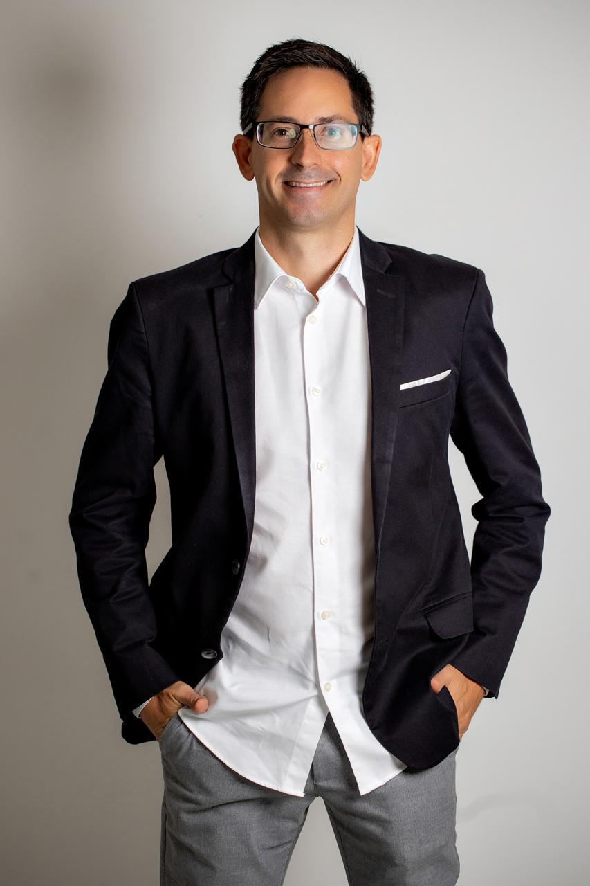 Dr. Walter PIN — médico clínico-endocrinologista